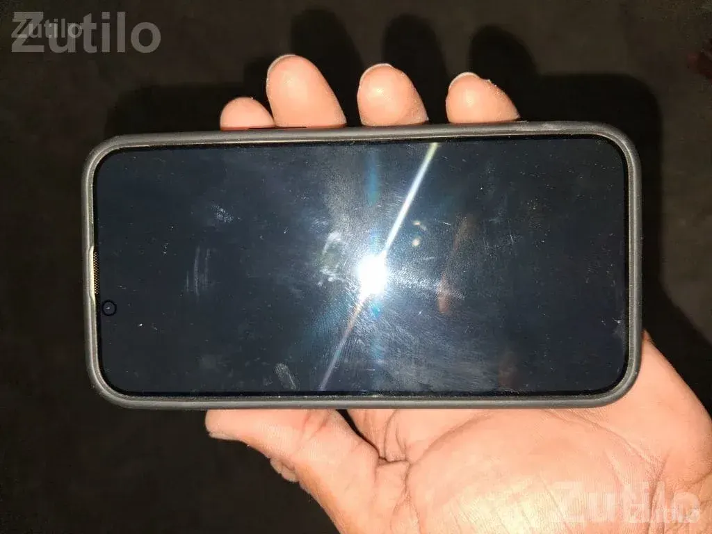 Apple iPhone 13 in Company Condition - મોબાઇલ ફોન - ખંભાત - Image 2