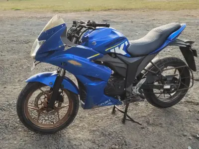 Suzuki Gixxer 2015 model 1 owner