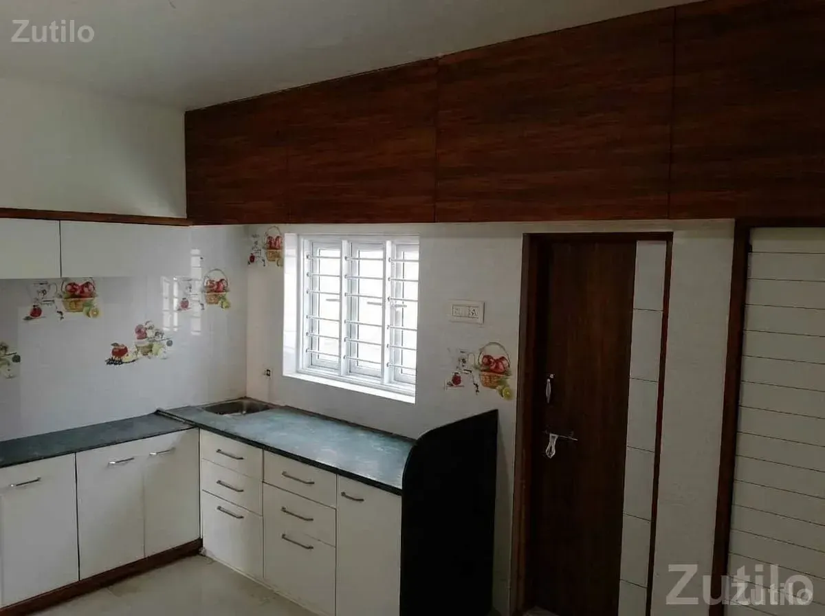 2 BHK House for Sale in Keshod - House for Sale - Keshod - Image 3