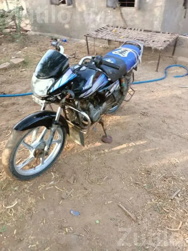 2016 Hero HF Deluxe Motorcycle - બાઇક્સ - નખત્રાણા - Image 3