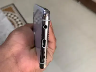 Samsung Galaxy S10 with Headphone Jack Samsung Galaxy S10 with Headphone Jack