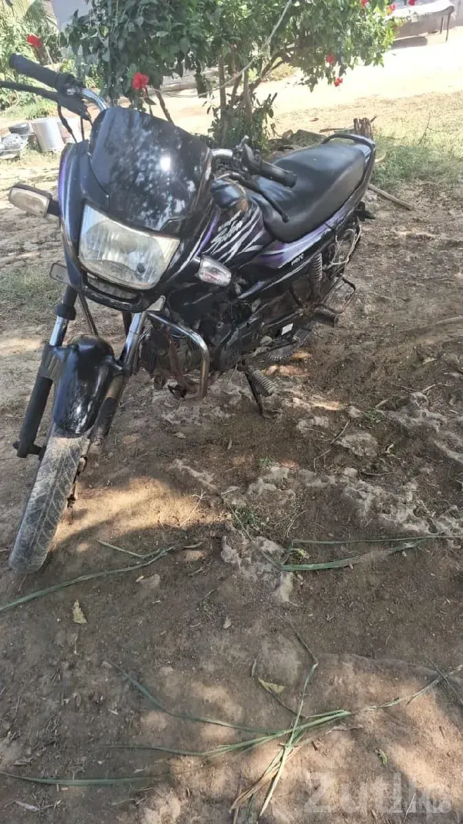Hero Super Splendor 2016 Used Bike - Bikes - Bhanvad - Image 3