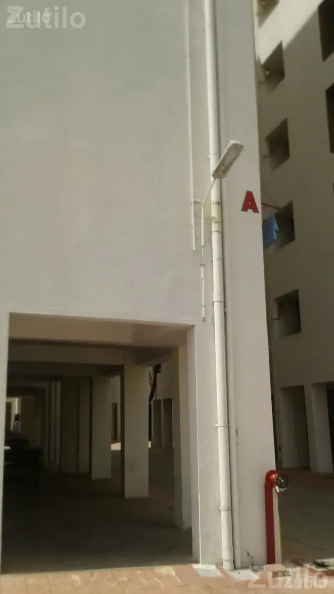1 BHK Flat for Sale in Aavas Yojna - House for Sale - Rajkot City - Image 2