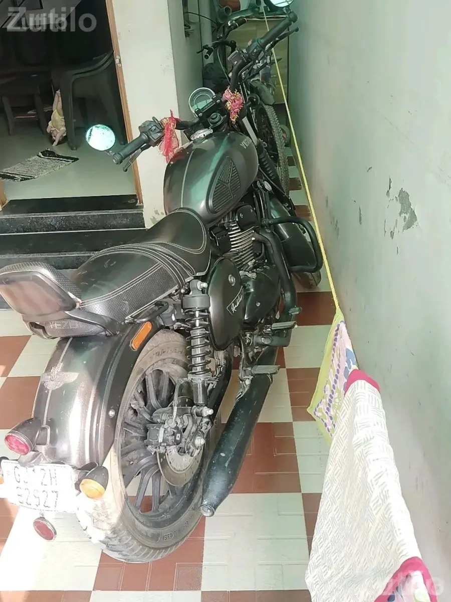 2023 Yezdi Roadster Motorcycle - Bikes - Bhuj - Image 5