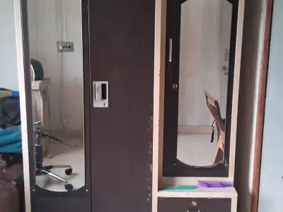 Cupboard 3 door Cupboard 3 door