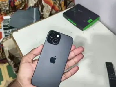 iPhone 15 black iPhone 15 black