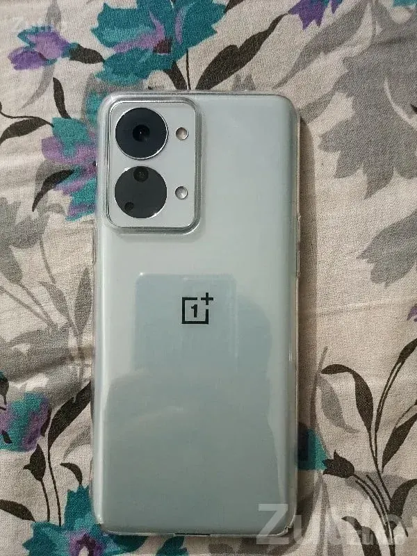 OnePlus Smartphone in Good Condition - મોબાઇલ ફોન - કેશોદ - Image 2
