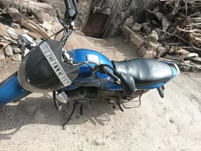 2009 Bajaj XCD Blue Motorcycle