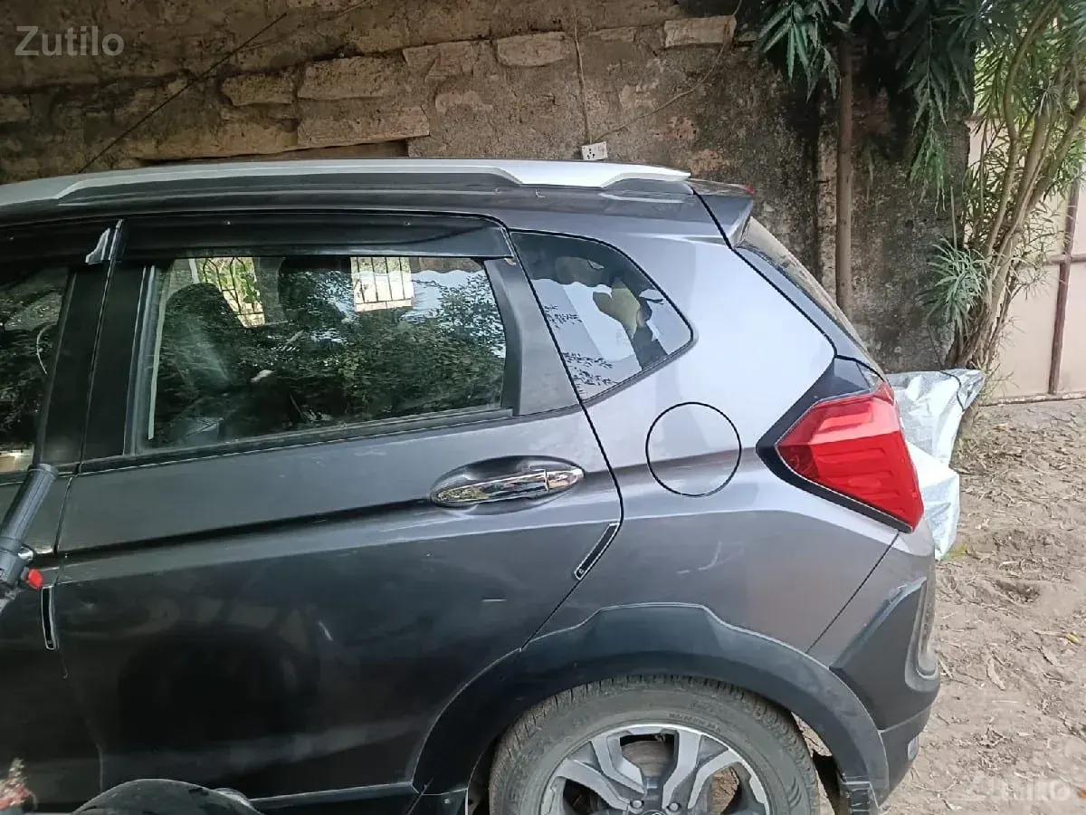 Honda wrv tip top condition dealer - Cars - Somnath - Image 2