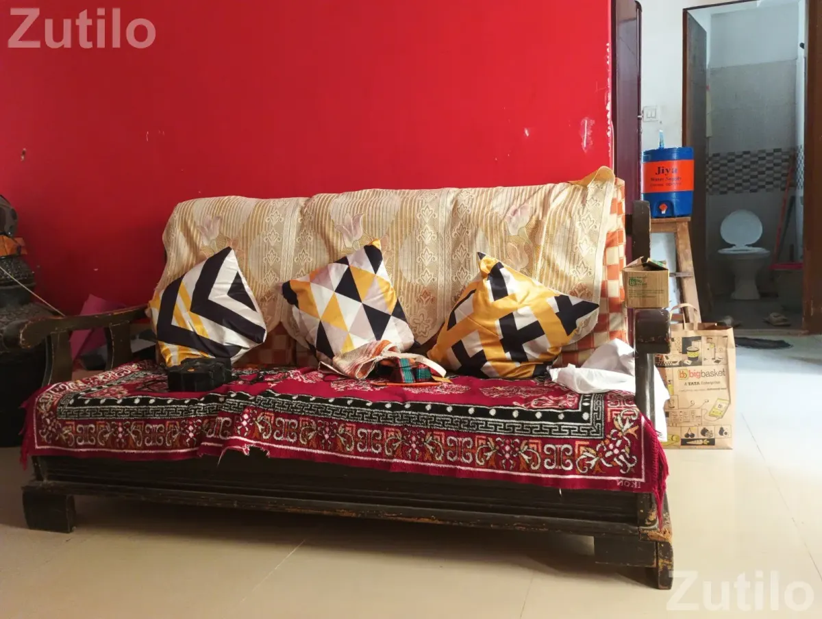 Wooden sofa set 3+2 - Sofa Sets - Vadodara City - Image 2