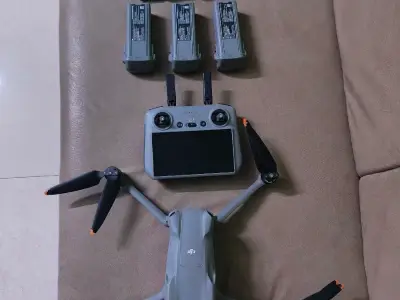 DJI Air 3 Drone with RC Controller Kit DJI Air 3 Drone with RC Controller Kit