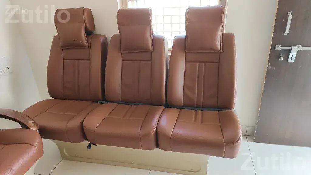 7 Seater Car Seat Set in New Condition - ઓટો પાર્ટ્સ - મહુવા - Image 5