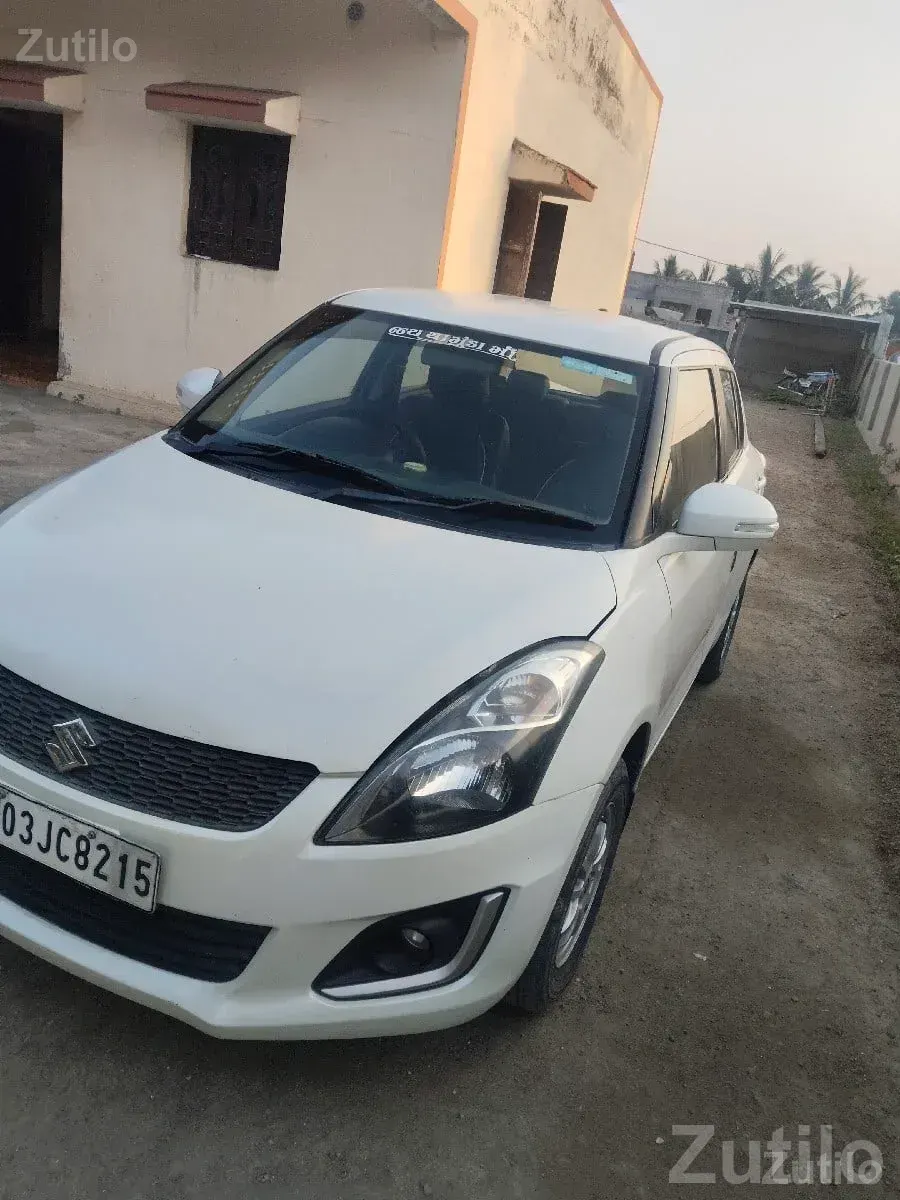 White Maruti Suzuki Swift Hatchback - Cars - Lalpur - Image 3