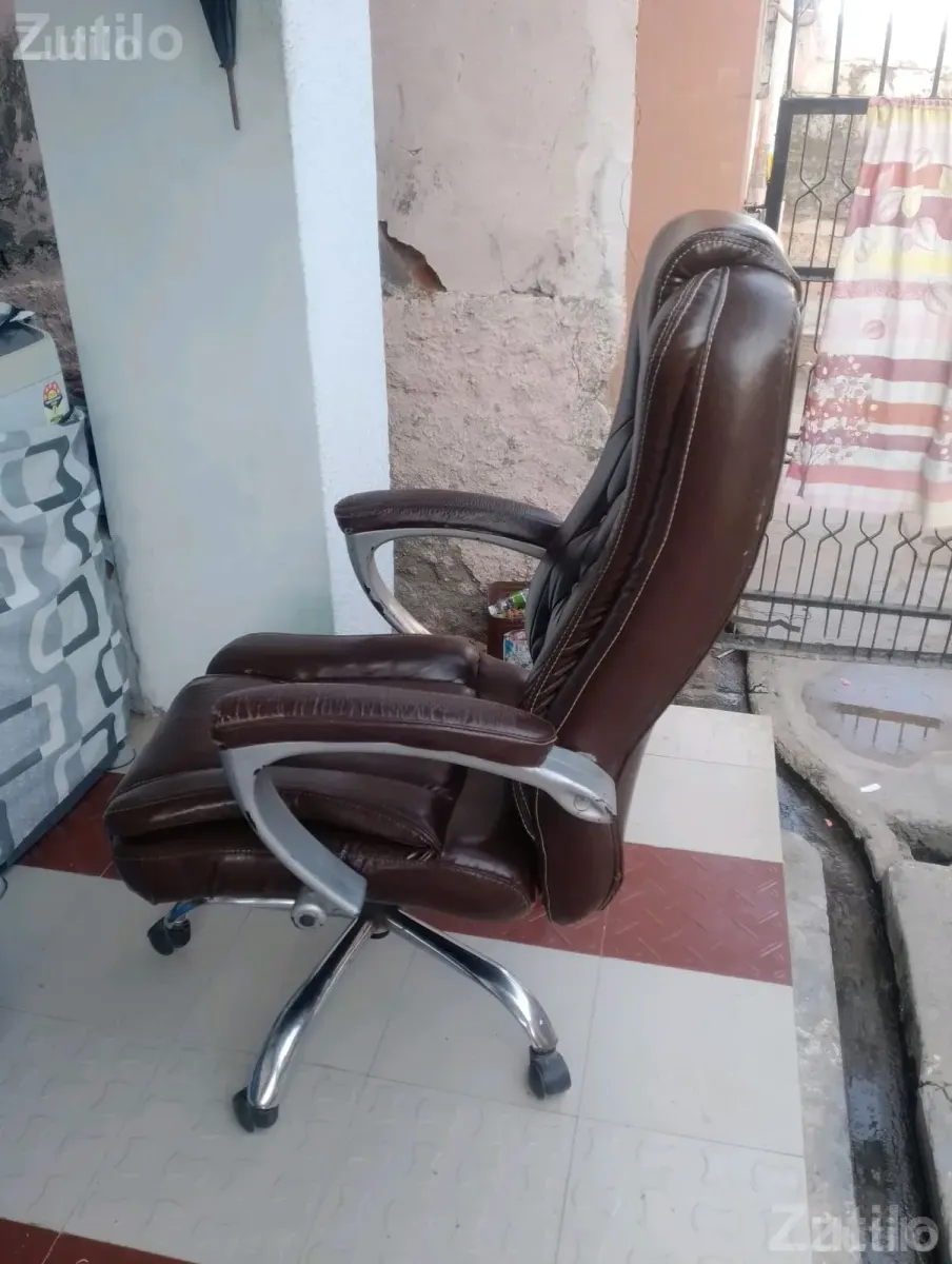 office chair - ખુરશી, સ્ટૂલ અને બેઠક - રાધનપુર - Image 3