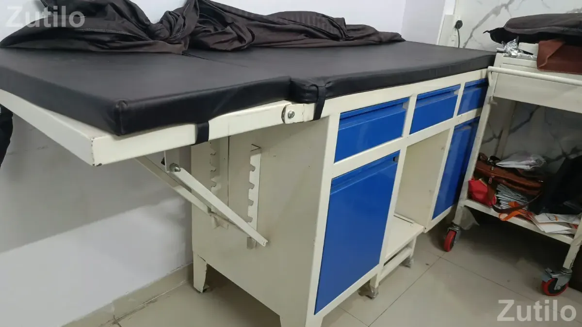 clinic/office settup - Sofa Sets & Couches - Surat City - Image 5