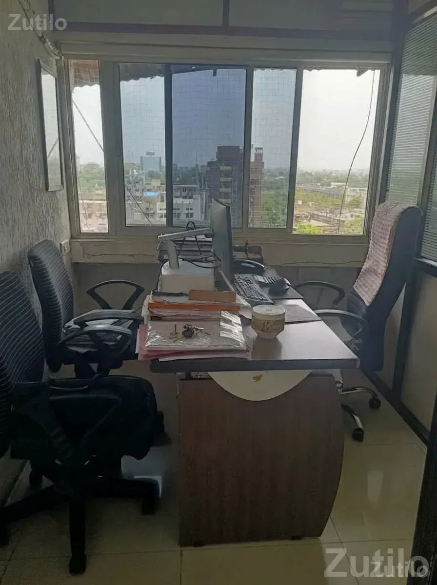 Fully Furnished Office for Sale Ashram Road - વેપારિક મિલકત - અમદાવાદ શહેર - Image 2