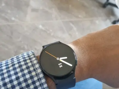 SAMSUNG GALAXY WATCH 6 44 MM BT SAMSUNG GALAXY WATCH 6 44 MM BT