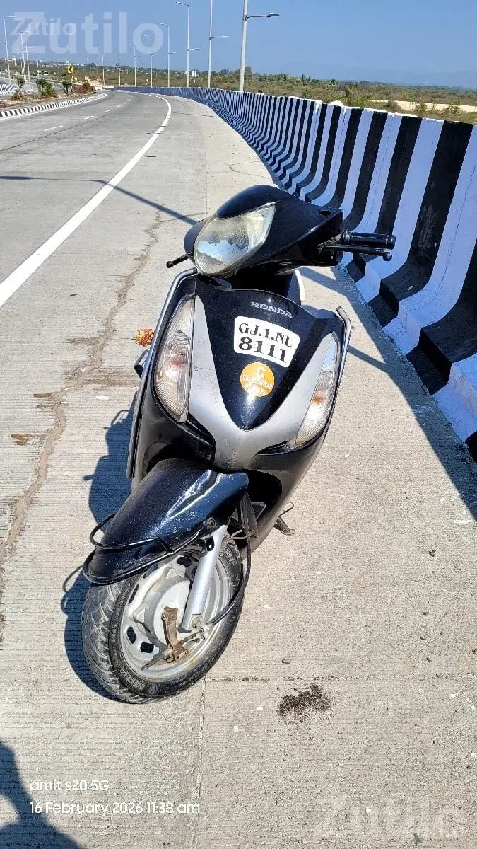 2011 Honda Aviator Scooter with Documents - બાઇક્સ - પોરબંદર - Image 2