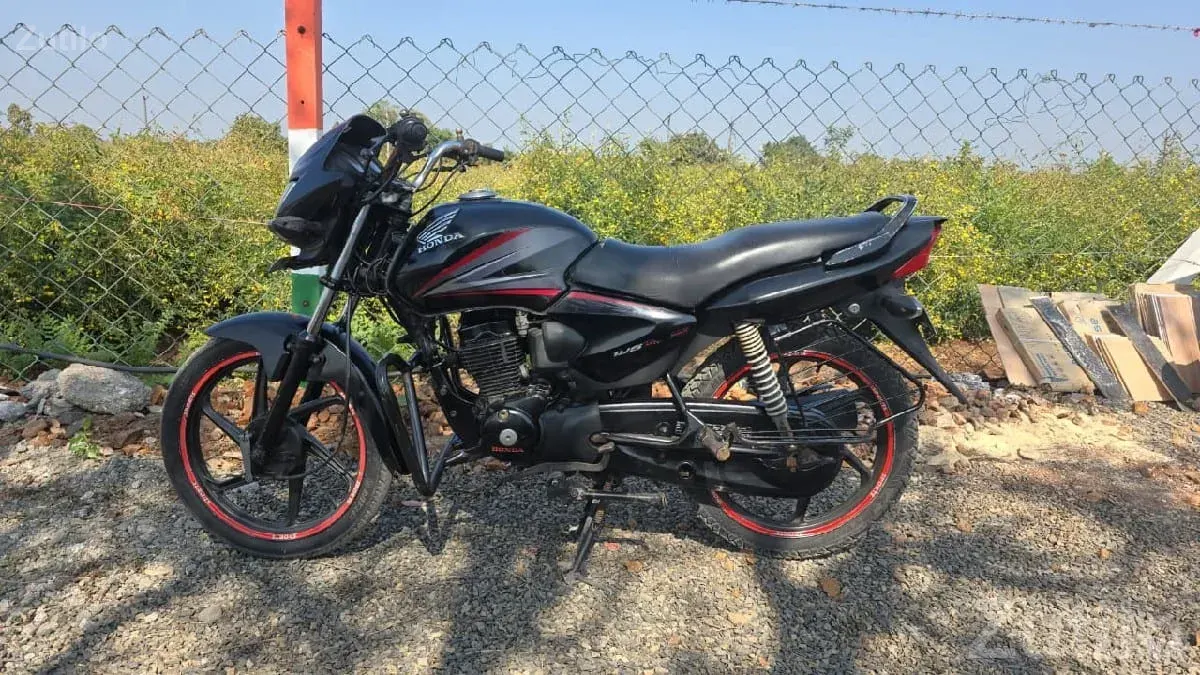 2014 Black Commuter Bike in Good Condition - Bikes - Mendarda - Image 2