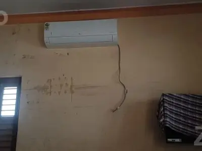 LG Wall Mounted Split AC, Like New LG Wall Mounted Split AC, Like New