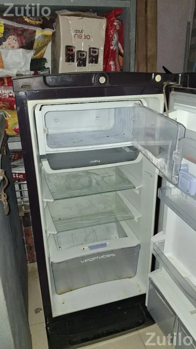 Godrej 5 star single door fridge - Refrigerators - Ahmedabad City - Image 3