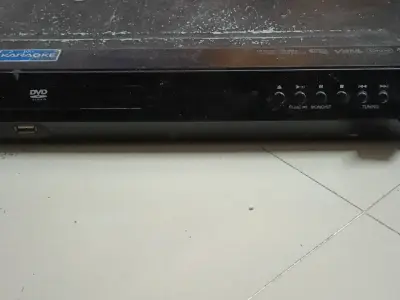 LG DVD PLAYER 1 WHOOPER AND 5 SPEAKER ALL FOR SALE LG DVD PLAYER 1 WHOOPER AND 5 SPEAKER ALL FOR SALE