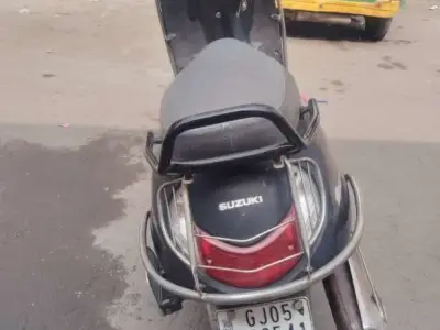 Suzuki Access 125 2011 Scooter Suzuki Access 125 2011 Scooter