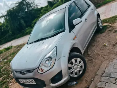 Ford Figo 2013 Hatchback 145000 km