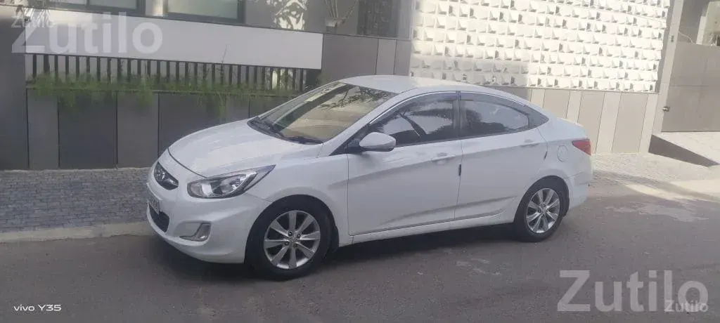 Hyundai Verna 2011 Diesel Sedan - Cars - Rajkot City - Image 2