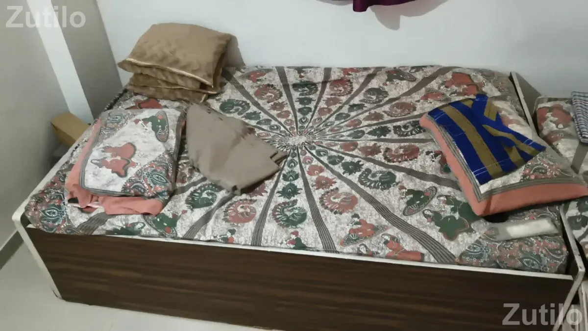 Double bed sell - Beds & Mattresses - Ahmedabad City - Image 2