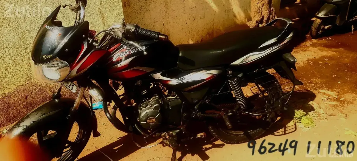 Discover Bike 2015 Model with Complete Documents - Bikes - Rajkot City - Image 4