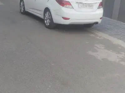 Hyundai Verna 2011 Diesel Sedan Hyundai Verna 2011 Diesel Sedan