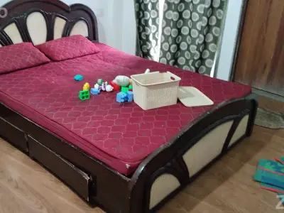 7 seater sofa + 2 queen size bed 7 seater sofa + 2 queen size bed