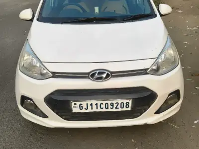 I10 grand asta CNG 2014
Puch buttan I10 grand asta CNG 2014
Puch buttan