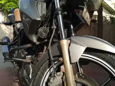 TVS Apache 180 Sports Bike Grey TVS Apache 180 Sports Bike Grey
