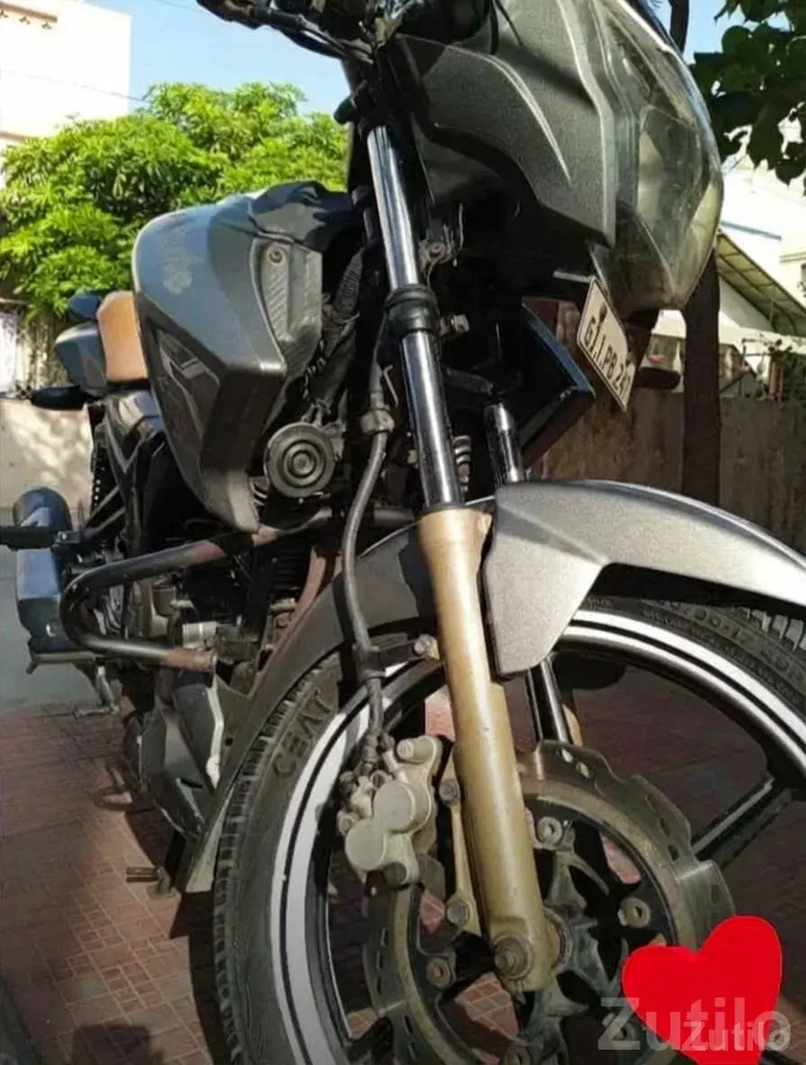 TVS Apache 180 Sports Bike Grey - કાર - દસ્ક્રોઇ - Image 1