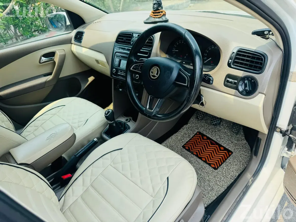 Skoda rapid 2014 1.6 Ambition Diesel - કાર - અમરેલી - Image 4
