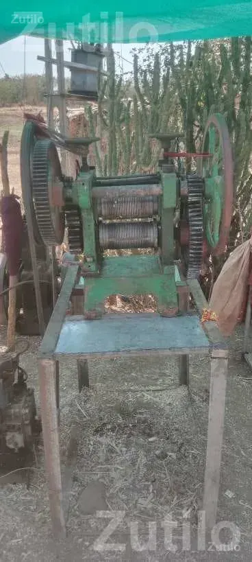 Sugarcane Juice Machine in Working Condition - Machinery - Mahuva - Image 3