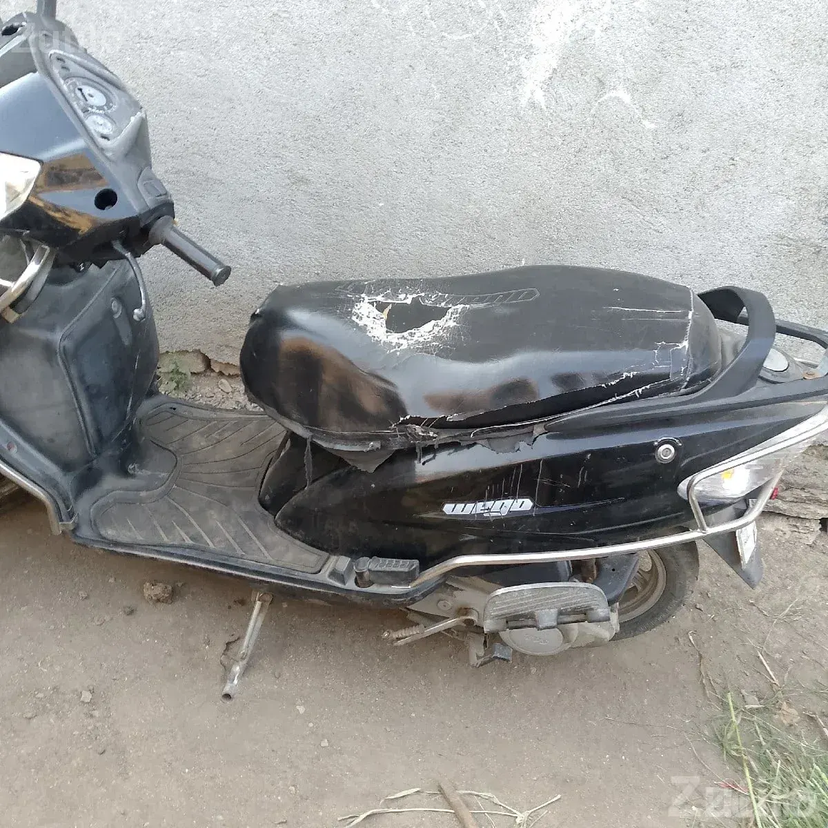 Used TVS Wego Black Scooter for Sale - બાઇક્સ - કુટિયાણા - Image 3
