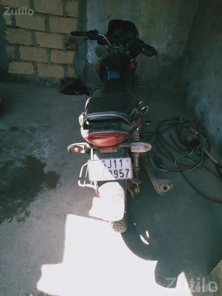 Bajaj Discover 135cc Used Bike - બાઇક્સ - ભેસાણ - Image 3