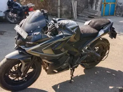 2018 Bajaj Pulsar RS200 Sports Bike 2018 Bajaj Pulsar RS200 Sports Bike