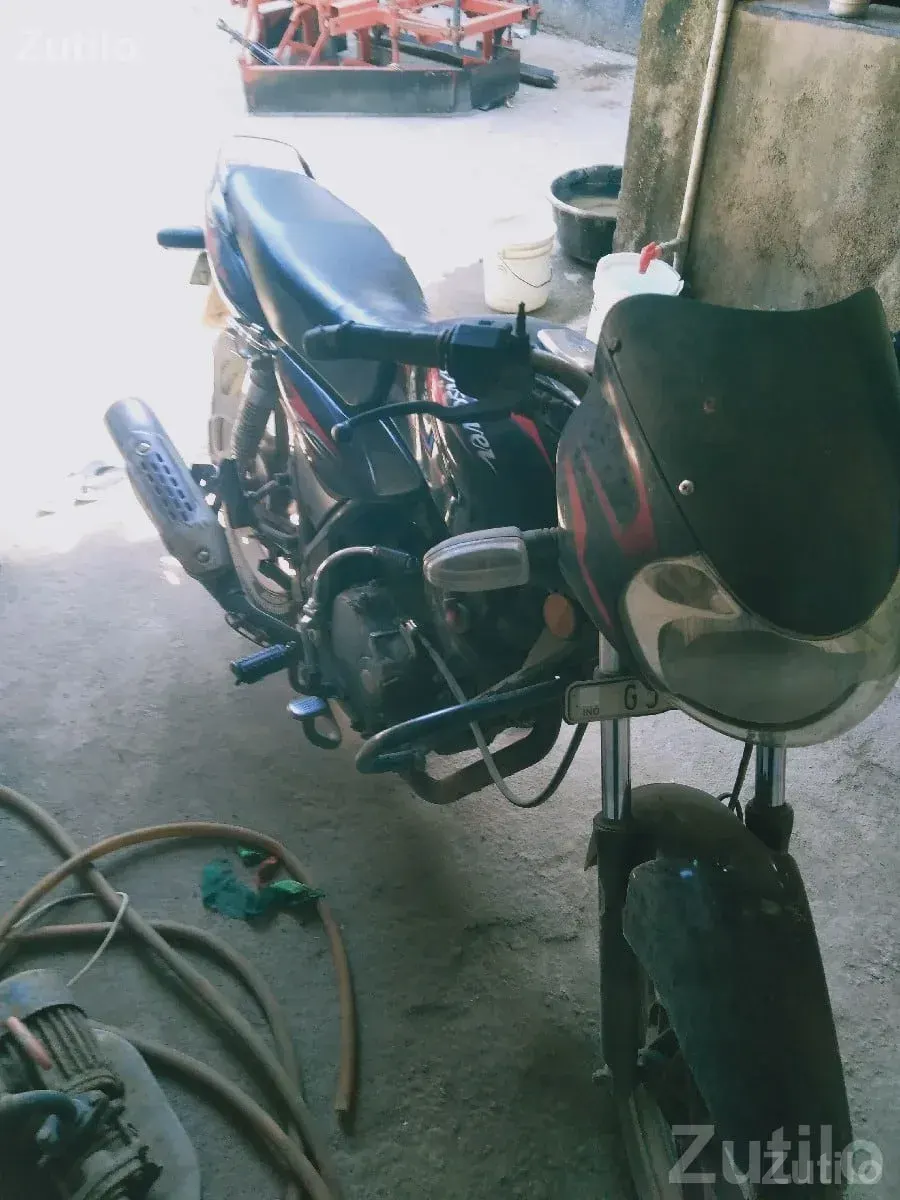 Bajaj Discover 135cc Used Bike - બાઇક્સ - ભેસાણ - Image 2