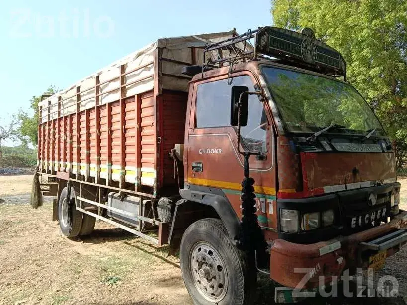 Eicher 2011 Goods Truck in Good Condition - Trucks & Lorries - Padra - Image 4