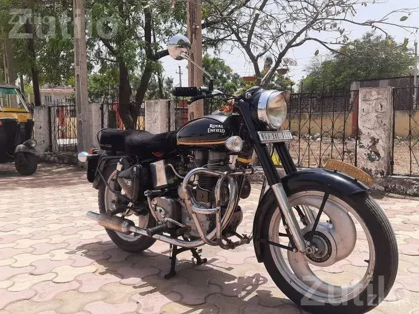 2004 Royal Enfield Bullet with VIP Number - બાઇક્સ - અંજાર - Image 5