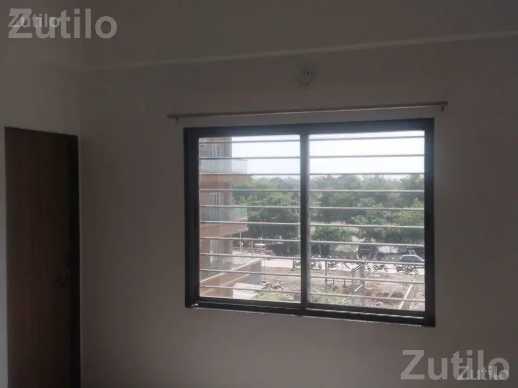 2BHK Semi Furnished Flat for Rent - ઘર ભાડે માટે - જુનાગઢ - Image 5