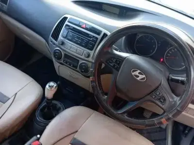 Hyundai i20 2014 Manual Car Hyundai i20 2014 Manual Car