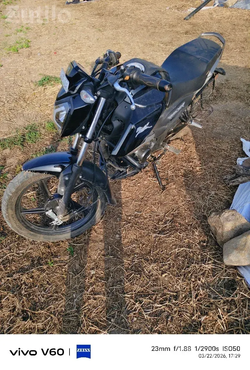 TVS Raider 2025 Bike Single Owner - બાઇક્સ - ભાણવડ - Image 2
