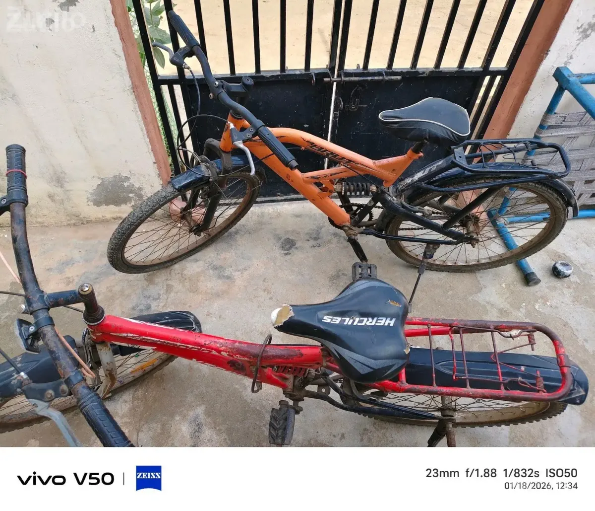 2 Used Bicycles for Sale 24 and 26 Inch - Bicycles - Bhuj - Image 4
