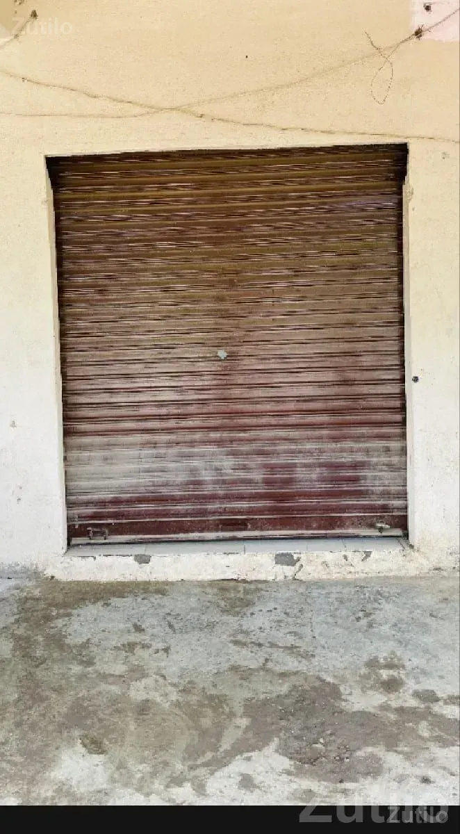 Shop with Rolling Shutter in Junagadh - Shops - Keshod - Image 1