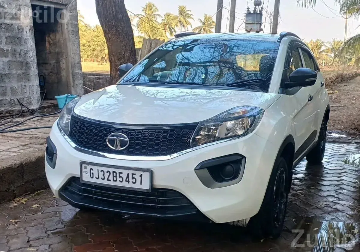 Tata Nexon XM Petrol CNG 1st Owner - Cars - Vadodara City - Image 2
